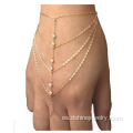 Garra del Rhinestone chapado oro pulsera conectado a anillos